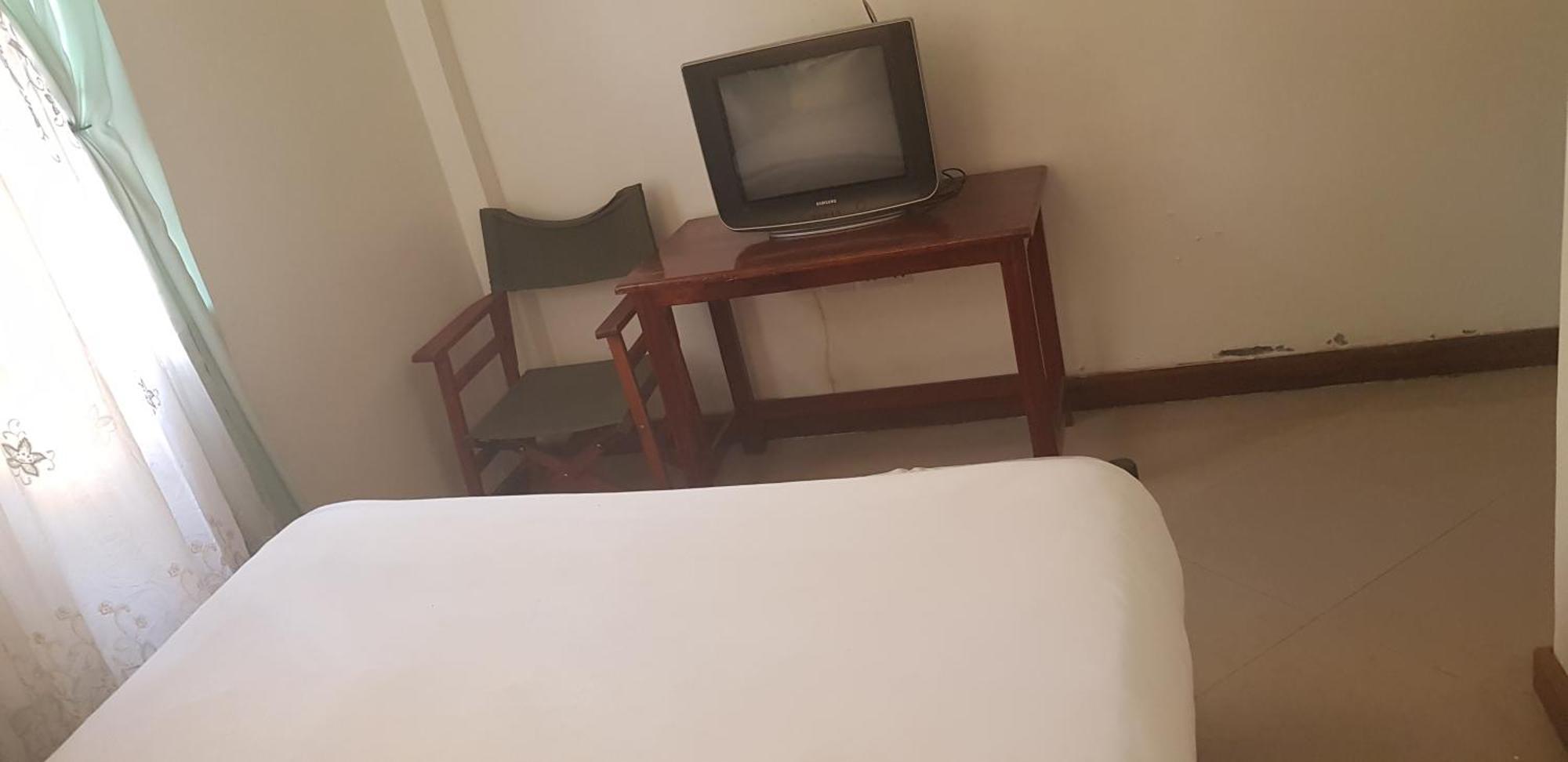 Bright Star Hotel 아루샤 외부 사진